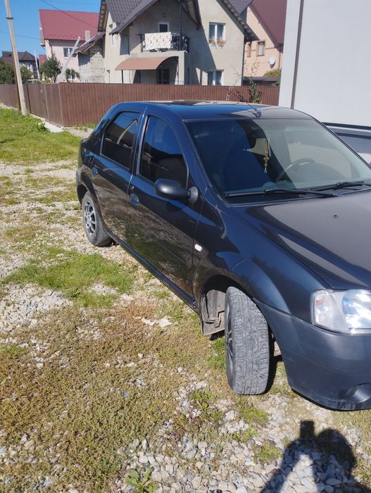 Автомобіль dacia logan