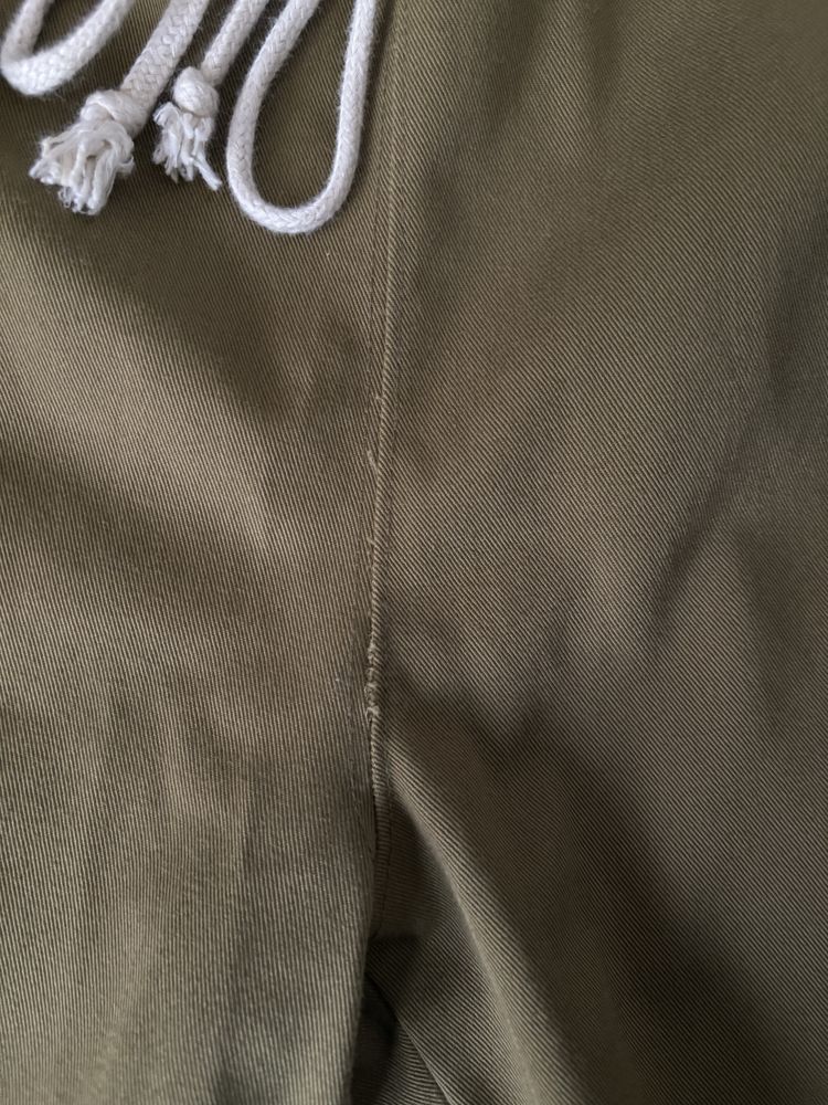 Spodnie khaki straight Champion M