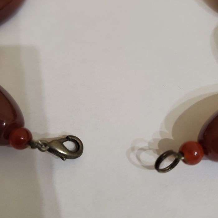 Бусы из натурального камня