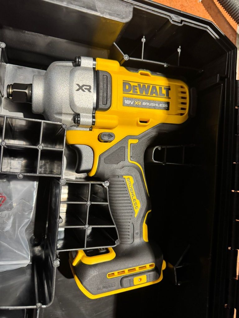 Dewalt DCF 891 máquina de impacto 1/2