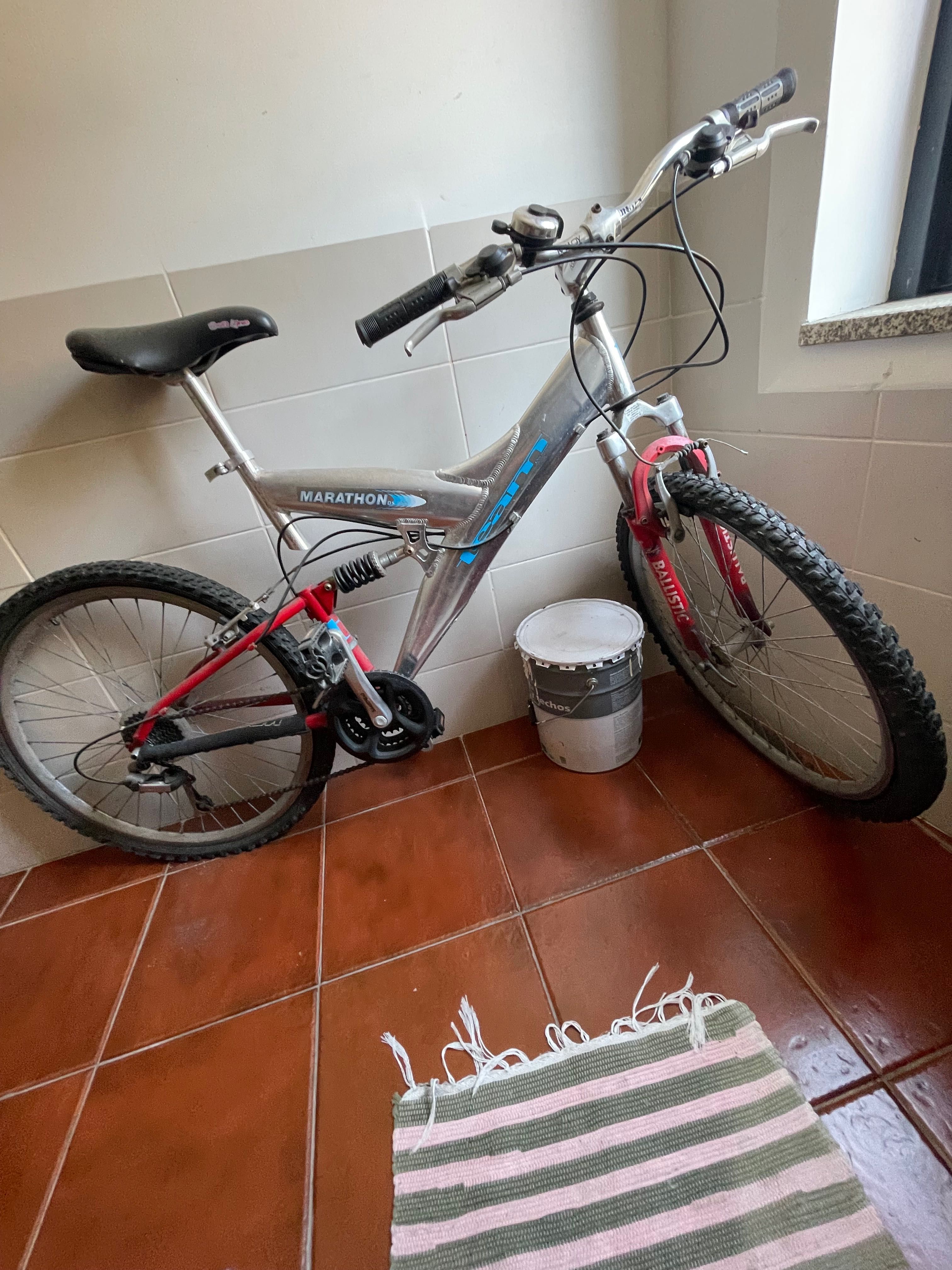 Bicicleta de adulto a venda