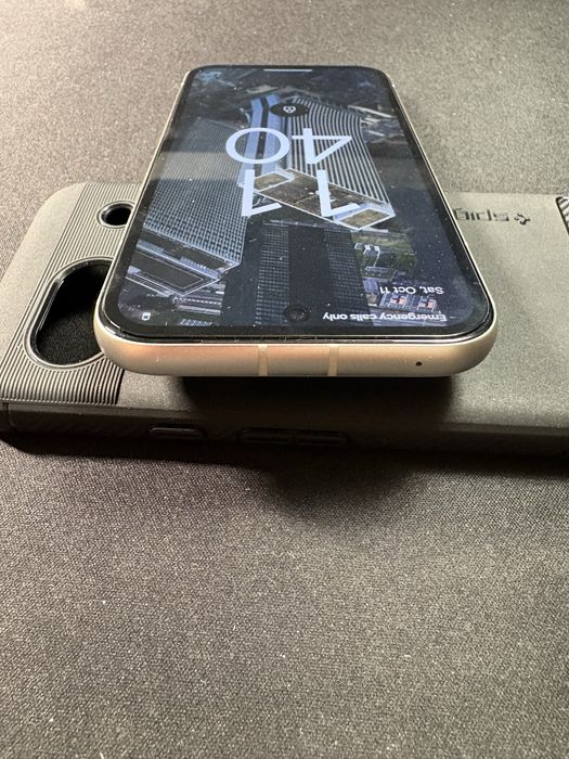 Google Pixel 8a 8/128GB (Porcelain) + Spigen