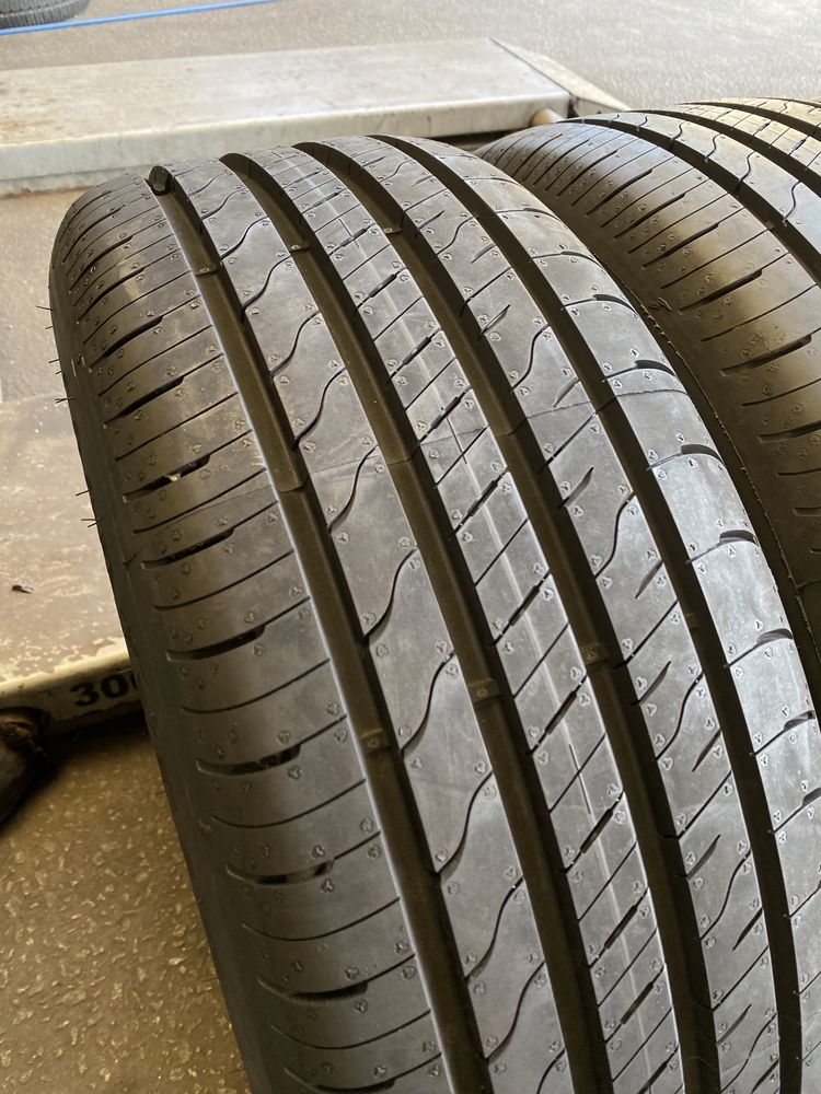 Pneus 205/55/16 - Goodyear EfficientGrip Performance 2