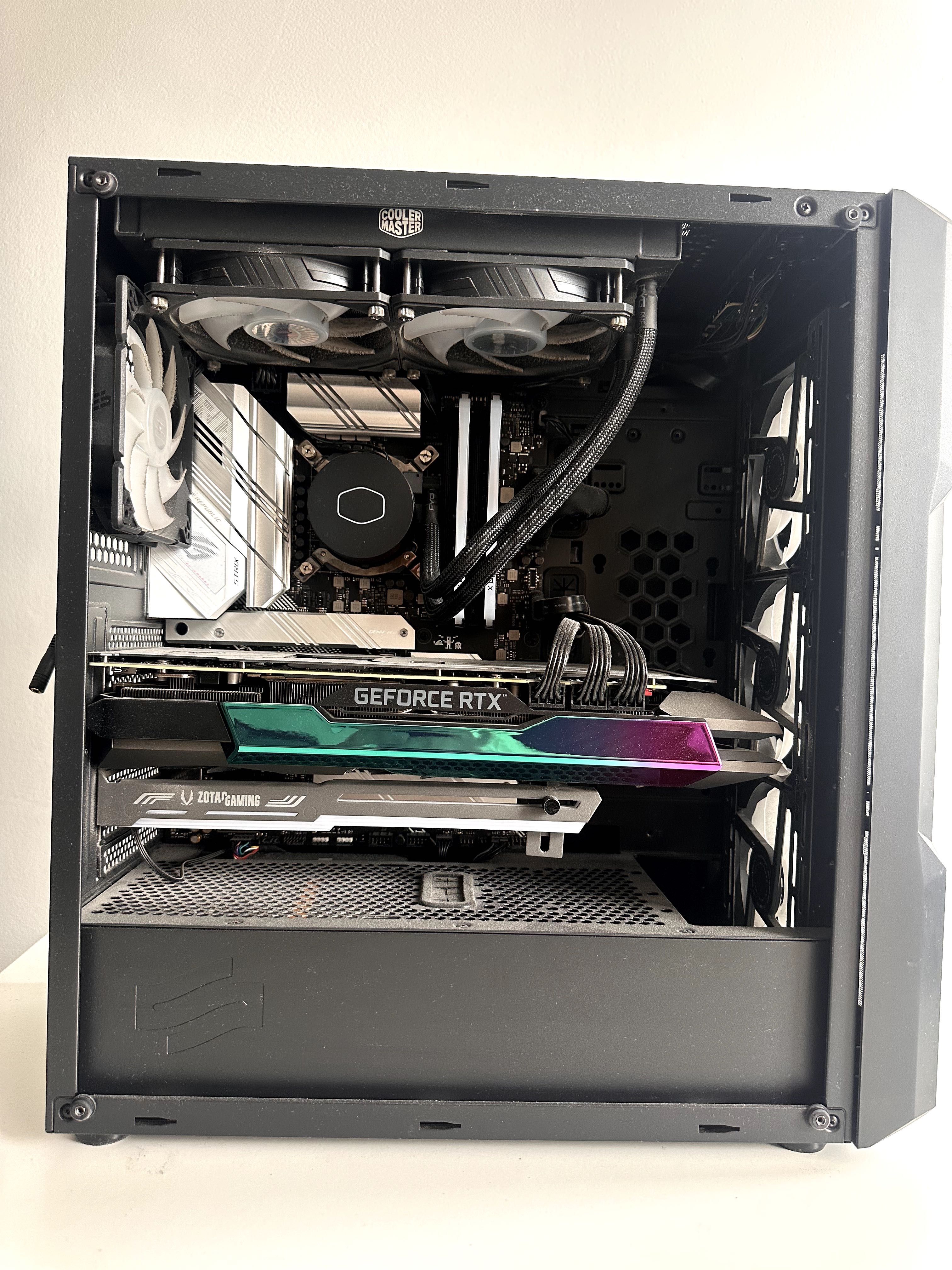 Komputer stacjonarny Intel i5 ,  RTX3070 TI, 1 TB SSD
