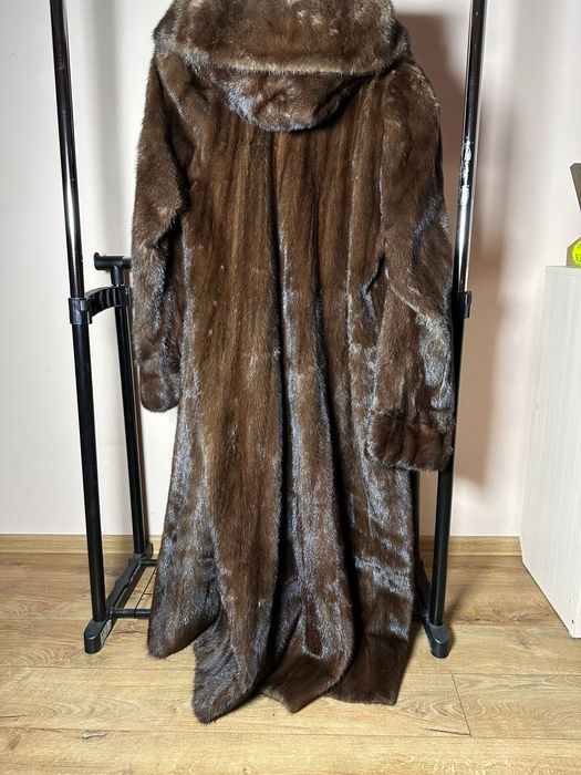 Дуже якісна норкова шубка