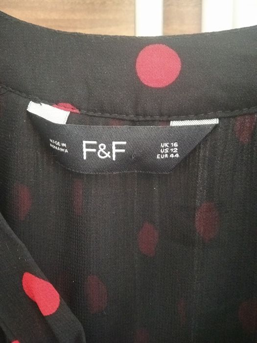 Luźna plisowana sukienka w grochy F&F rozm.44