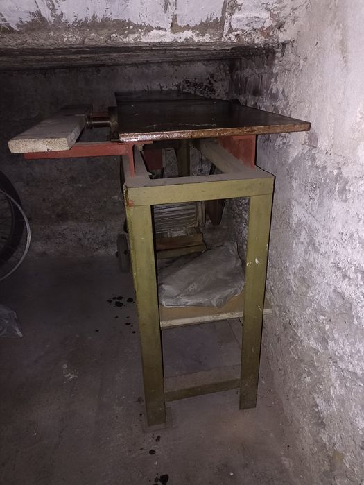 Sprzedam heblarke szerokość noży 25 cm