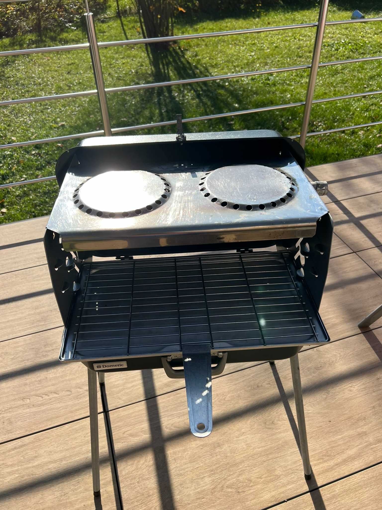 Sprzedam grill przenośny gazowy Dometic - idealny do karawaningu
