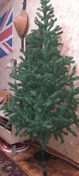 Ель искусственная 1.8