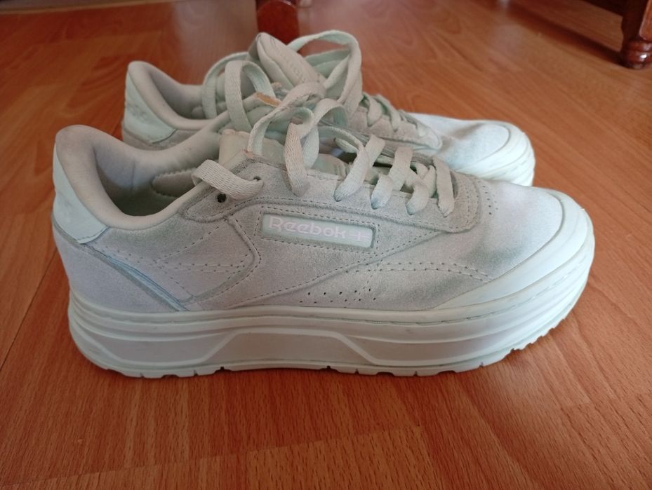 Жіночі кросівки Reebok