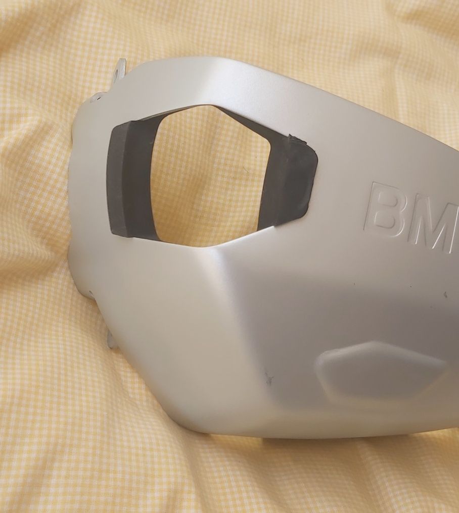 Protecção de cilindro BMW 1200 GSA, de 2012. Quase novo, em aluminio.