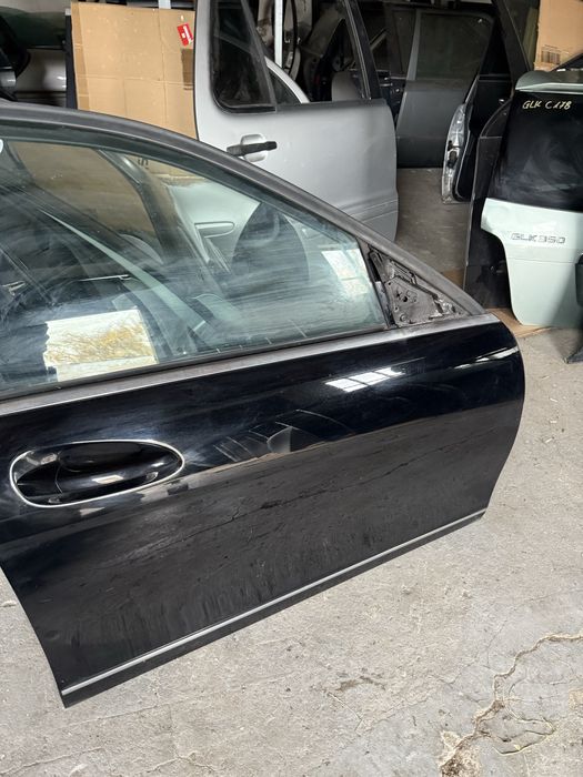 Drzwi prawe przód przednie W204 Mercedes kak 040