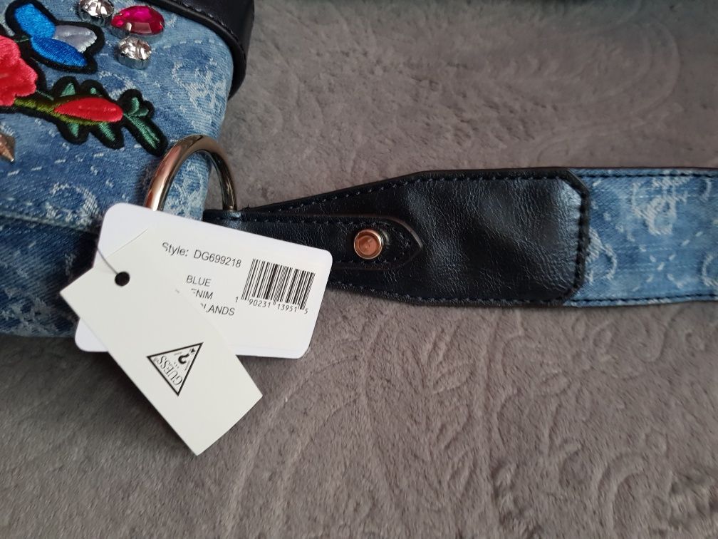 Śliczna torebeczka Guess Denim, hafty, kamienie akrylowe, monogram ory