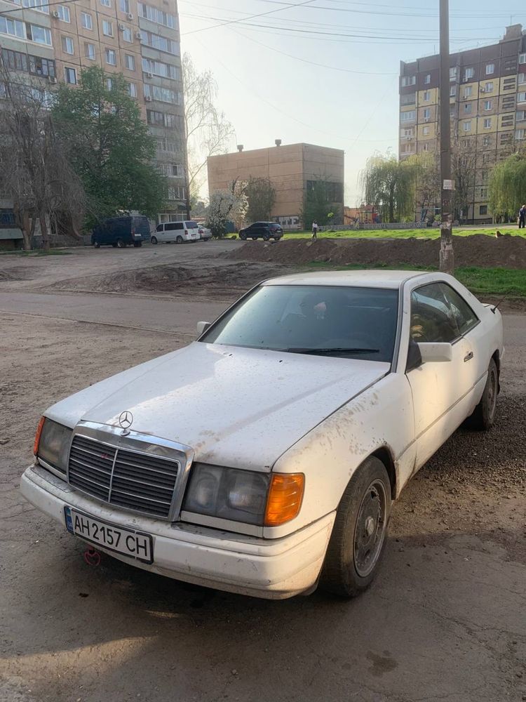 mercedes benz w124 coupe