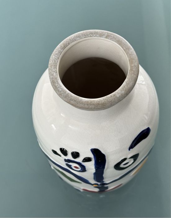 Peça de arte em porcelana lindissima!