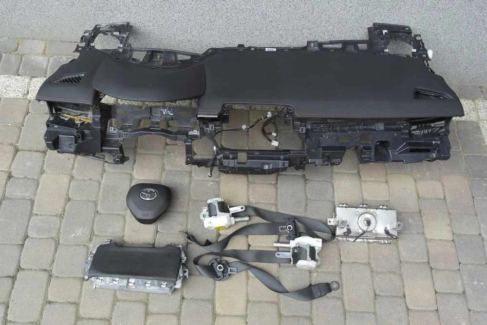 toyota corolla e21 airbag pasy deska konsola kokpit pulpit pÓŁka pas