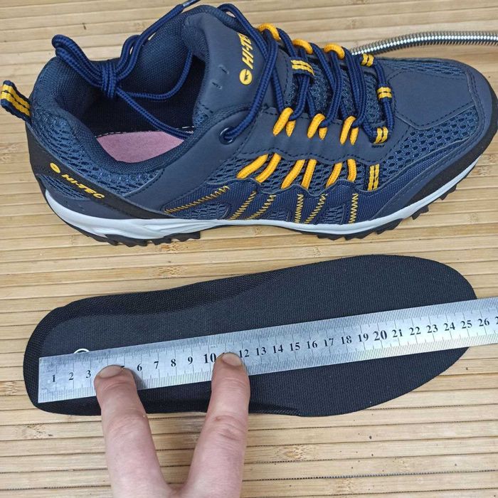 Кросівки трекінгові Hi-Tec Jaguar Розмір 40 (26 см.)