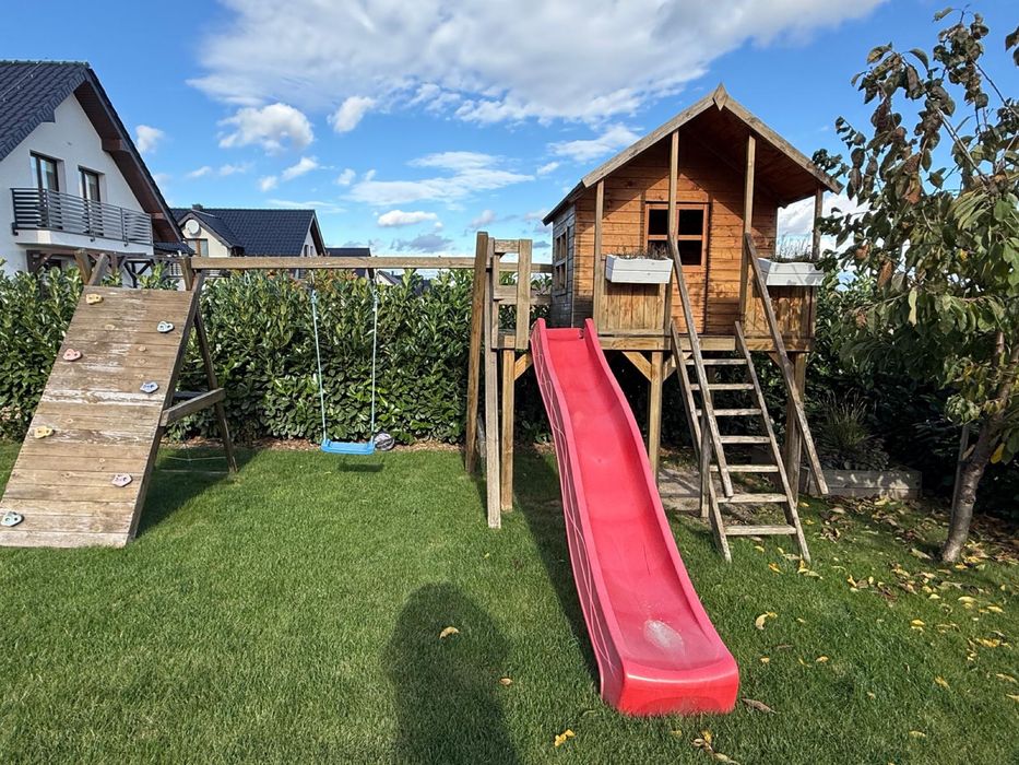 Domek drewniany dla dzieci