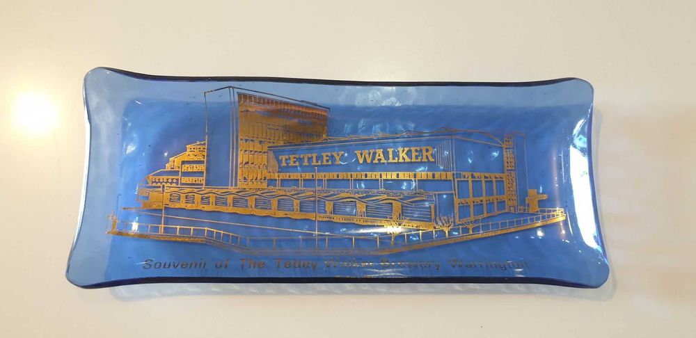 Okolicznościowy TALERZYK browar ang. TETLEY WALKER 21 / 8,5 cm SZKŁO