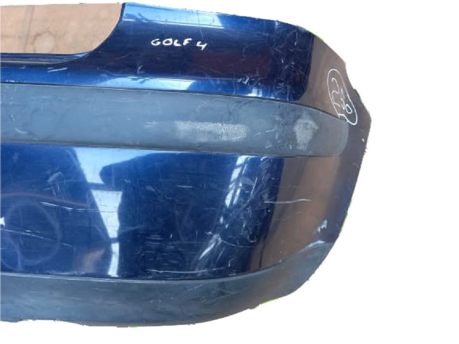 Pára-choques trás VOLKSWAGEN Golf IV (1J1)