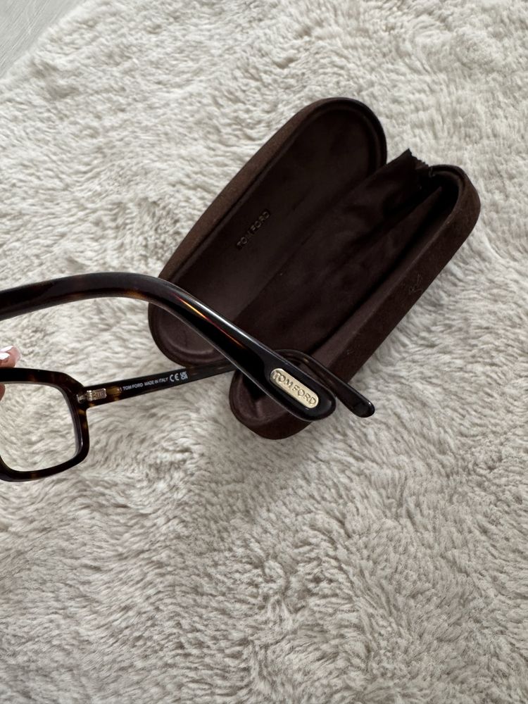 Оправа Tom Ford коричнева TOM FORD FT6025-B 052