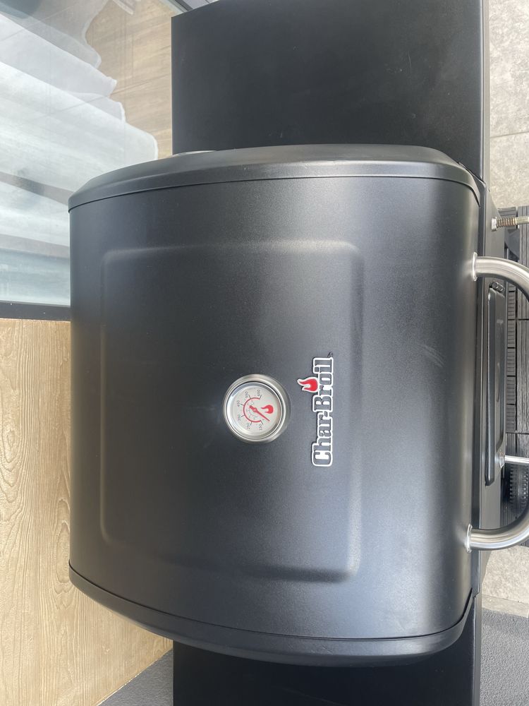 Вугільний гриль Char-Broil Performance Charcoal 580