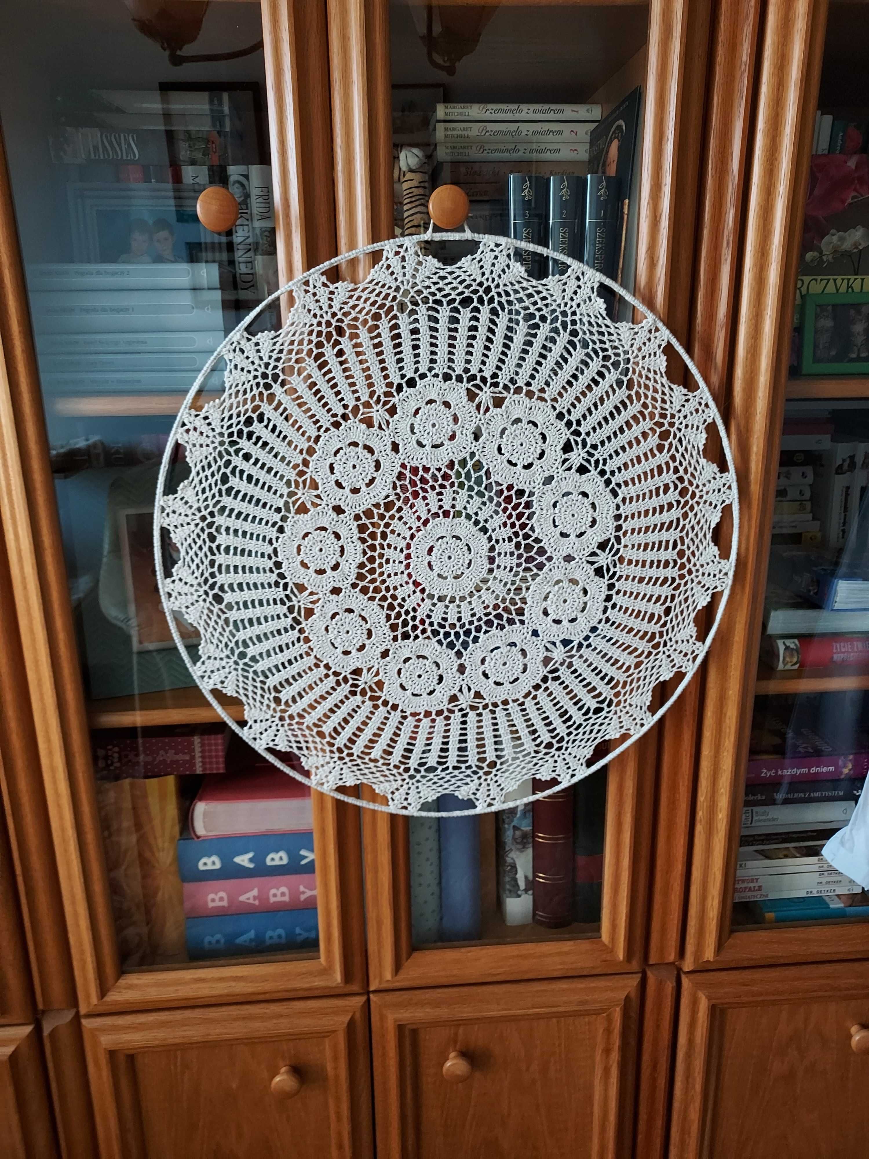 Piekna szydełkowa mandala