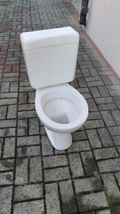 miska klozetowa wc + spłuczka  nowy komplet
