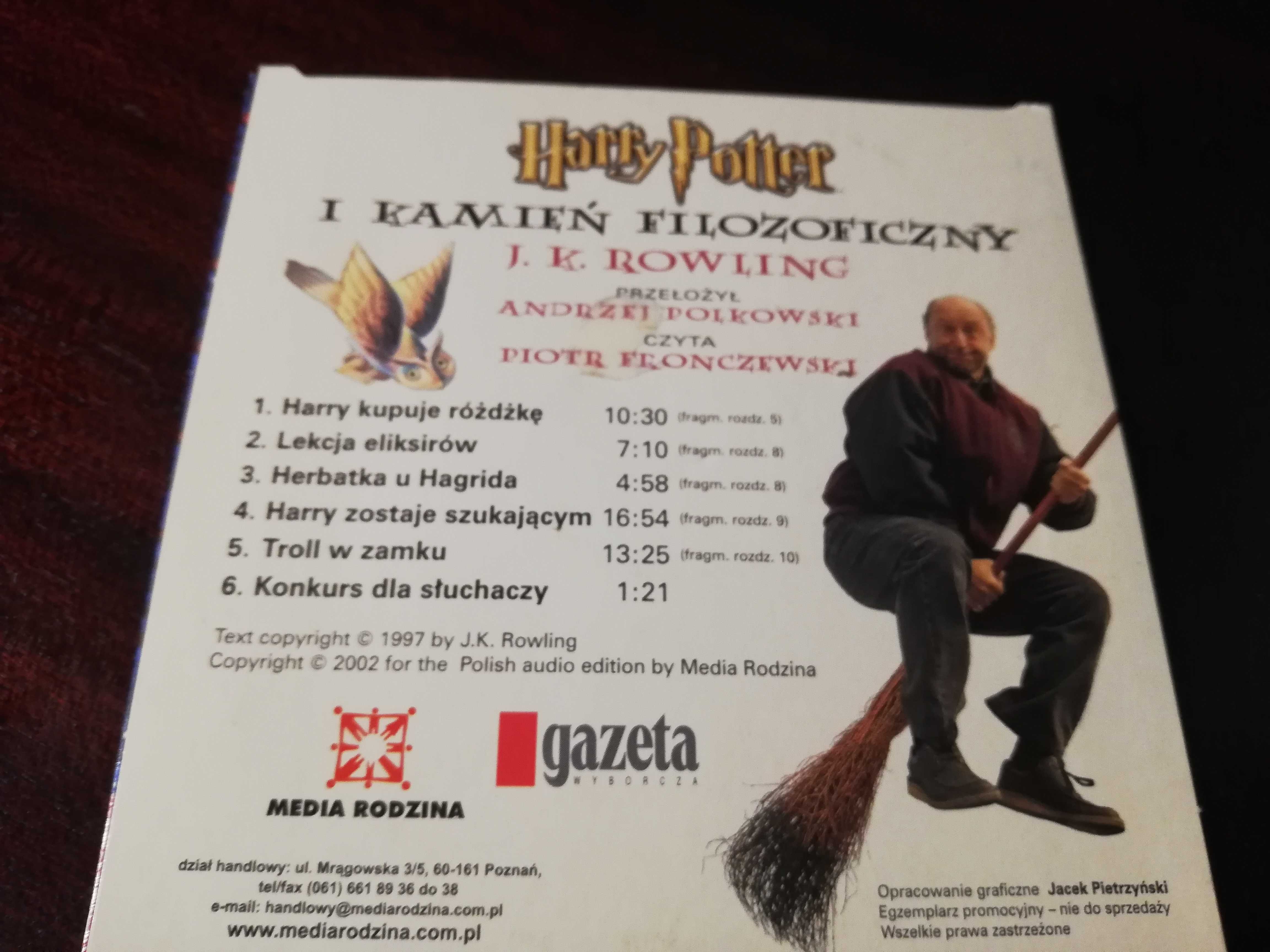 Płyta CD Harry Potter i Kamień Filozoficzny czyta Piotr Fronczewski.
