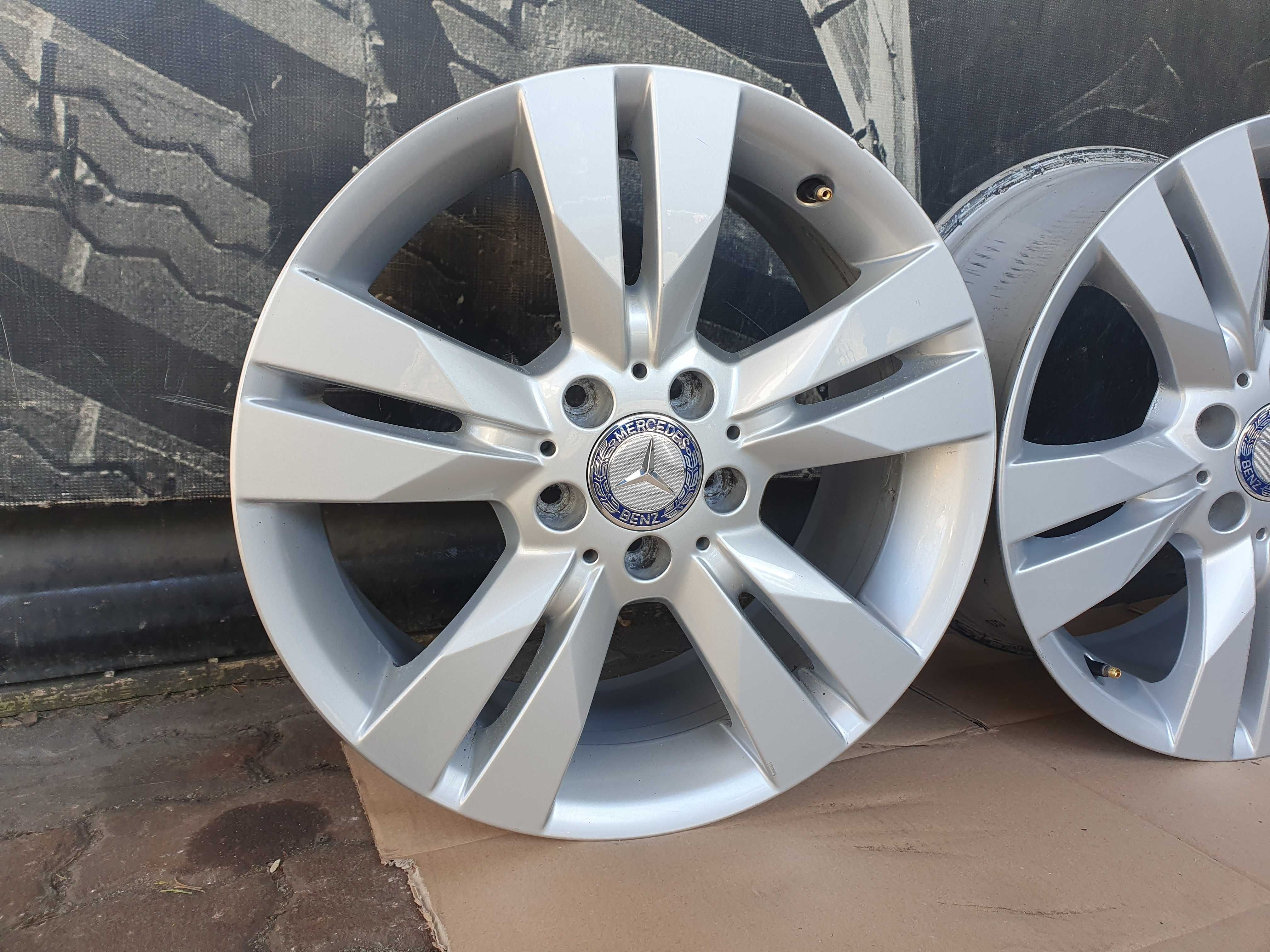 Felga aluminiowa Mercedes-Benz OE MERCEDES C W204 R17