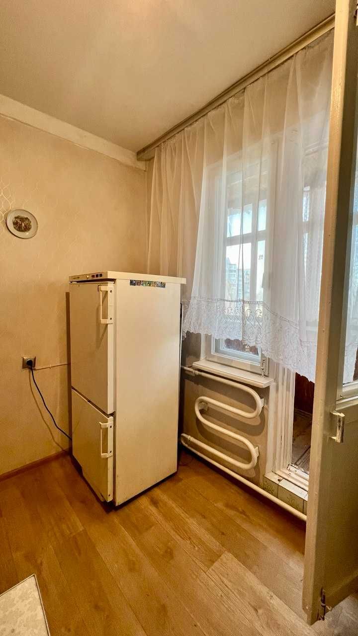 6 ст. Большого Фонтана, 4 комн. квартира