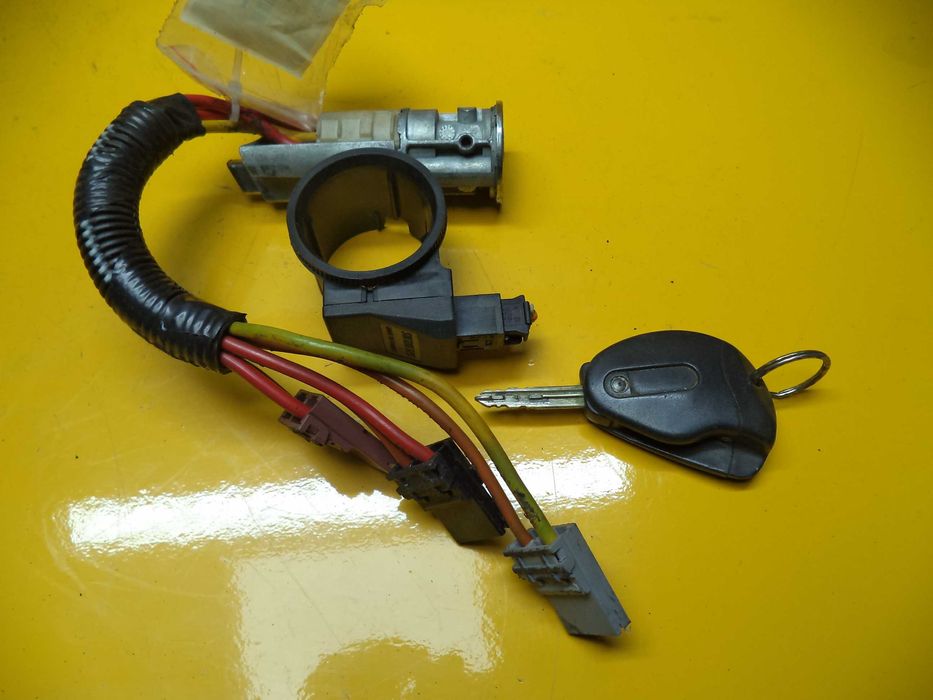 Замок зажигания Lancia Zeta з 95-02 р.в.