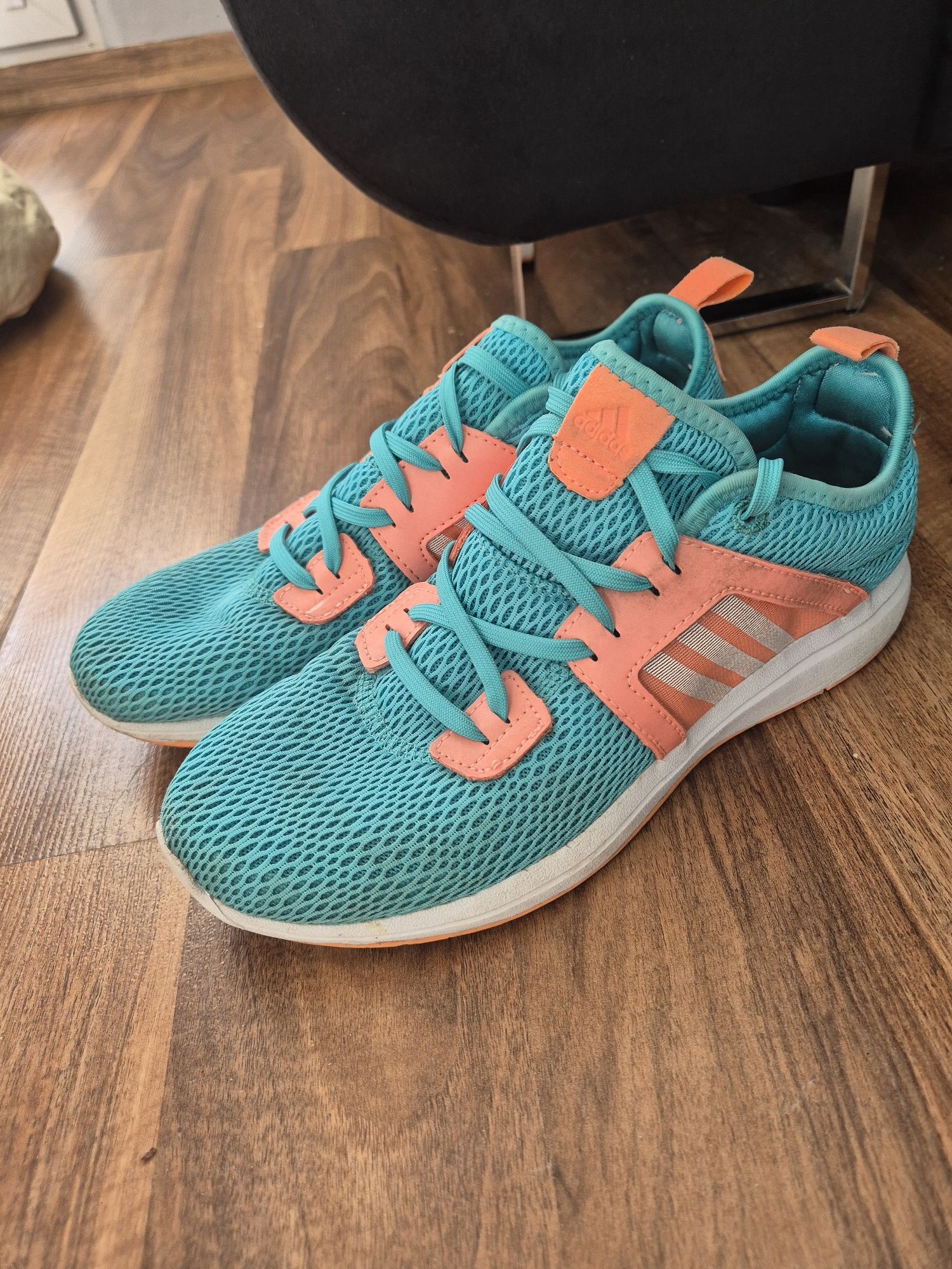Adidas 40r. Wsuwane