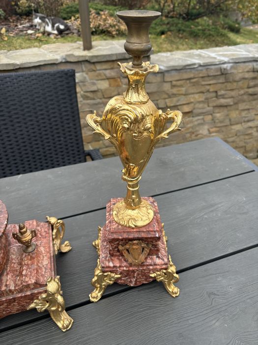 Антикварний камінний годинник канделябра підсвічники механічний