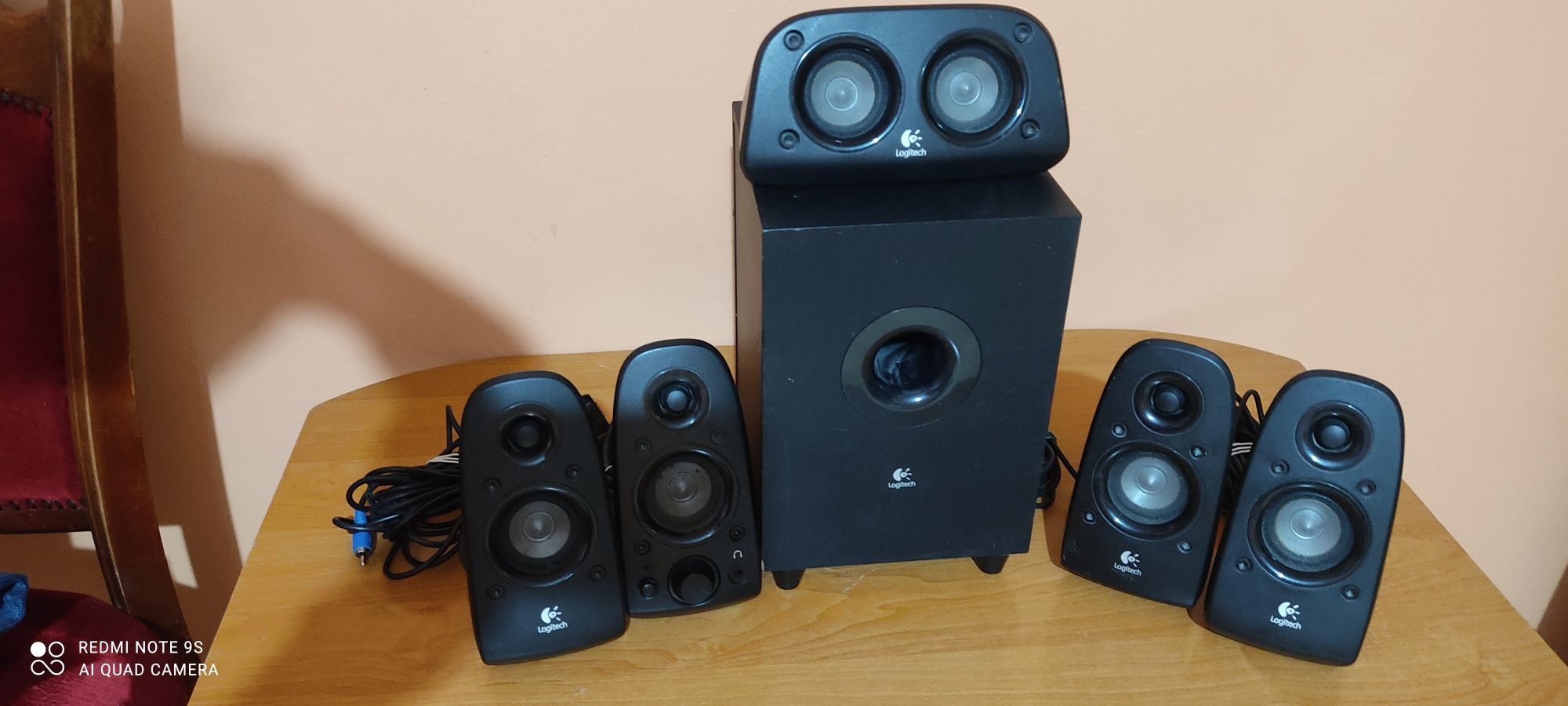 Głośniki Logitech Z 506 5,1 Sound System.