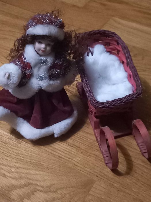 Сани, снігурка, снегурочка