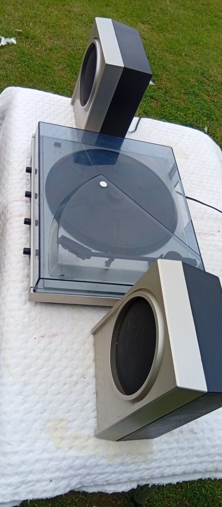 Gramofon UNITRA z glosnikami