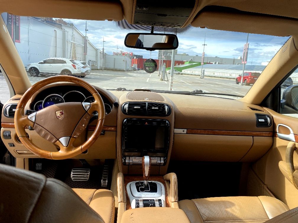 Porsche Cayenne 4.5 газ/бенз