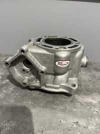 Sprzedam cylinder honda cr125