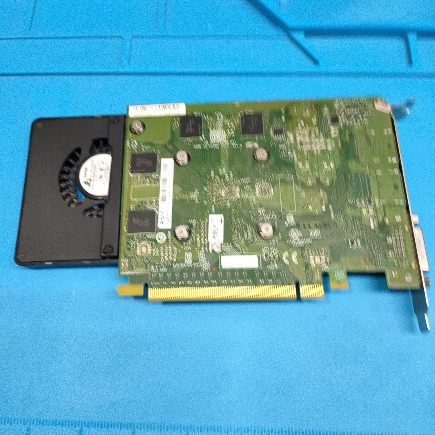 Placa gráfica PNY NVIDIA quadro k2200 4gb