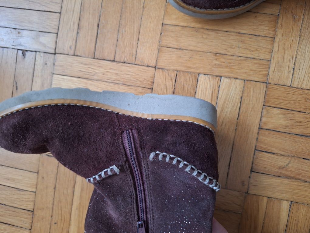 Botki zamszowe Clarks rozm 26