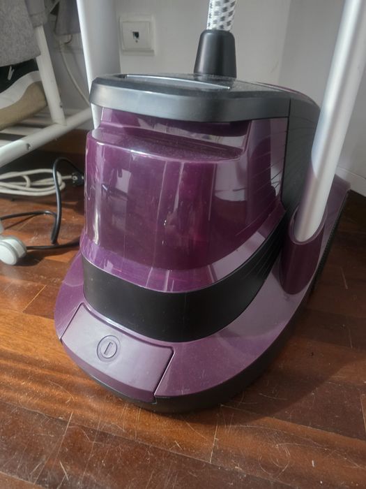 Ferro de engomar a vapor - Rowenta