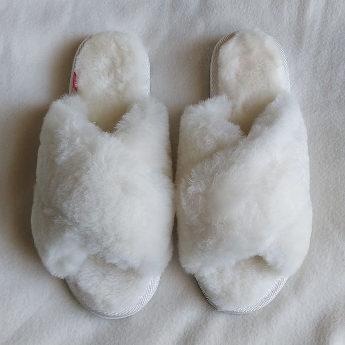 Nowe kapcie z naturalnej skóry owczej merynosa r.40