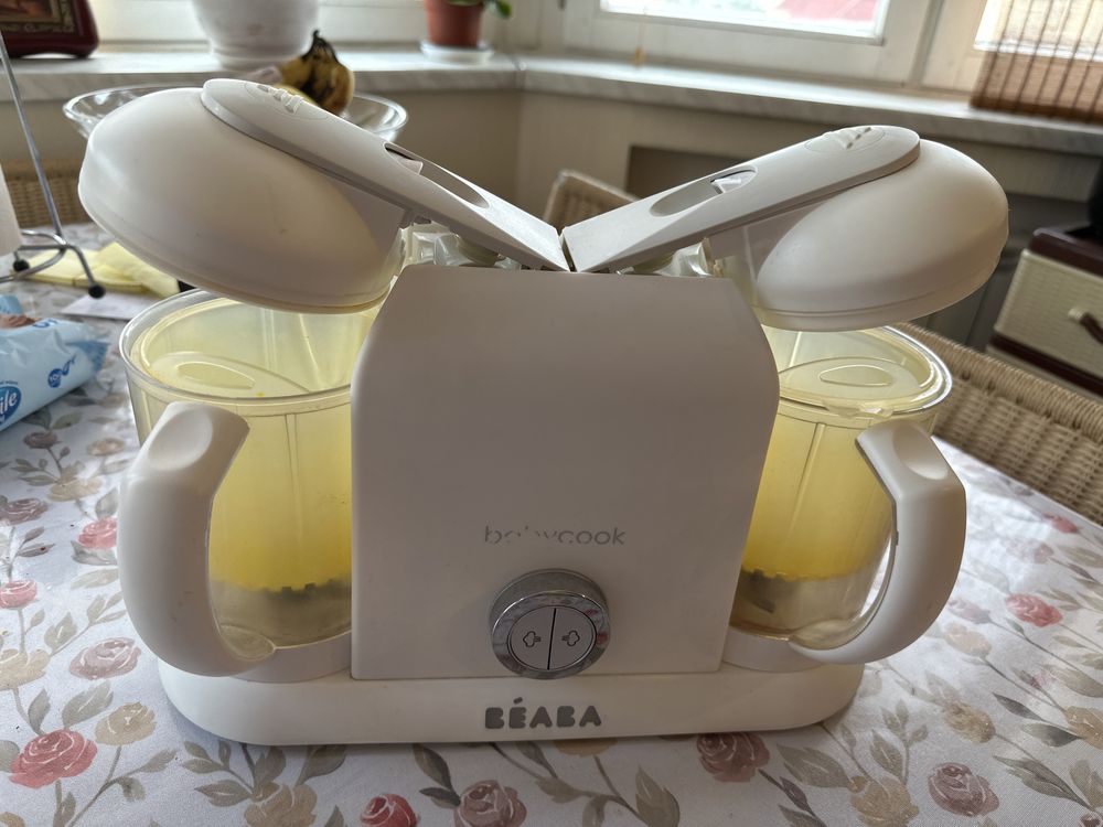 Пароварка-блендер beaba babycook на дві чаші