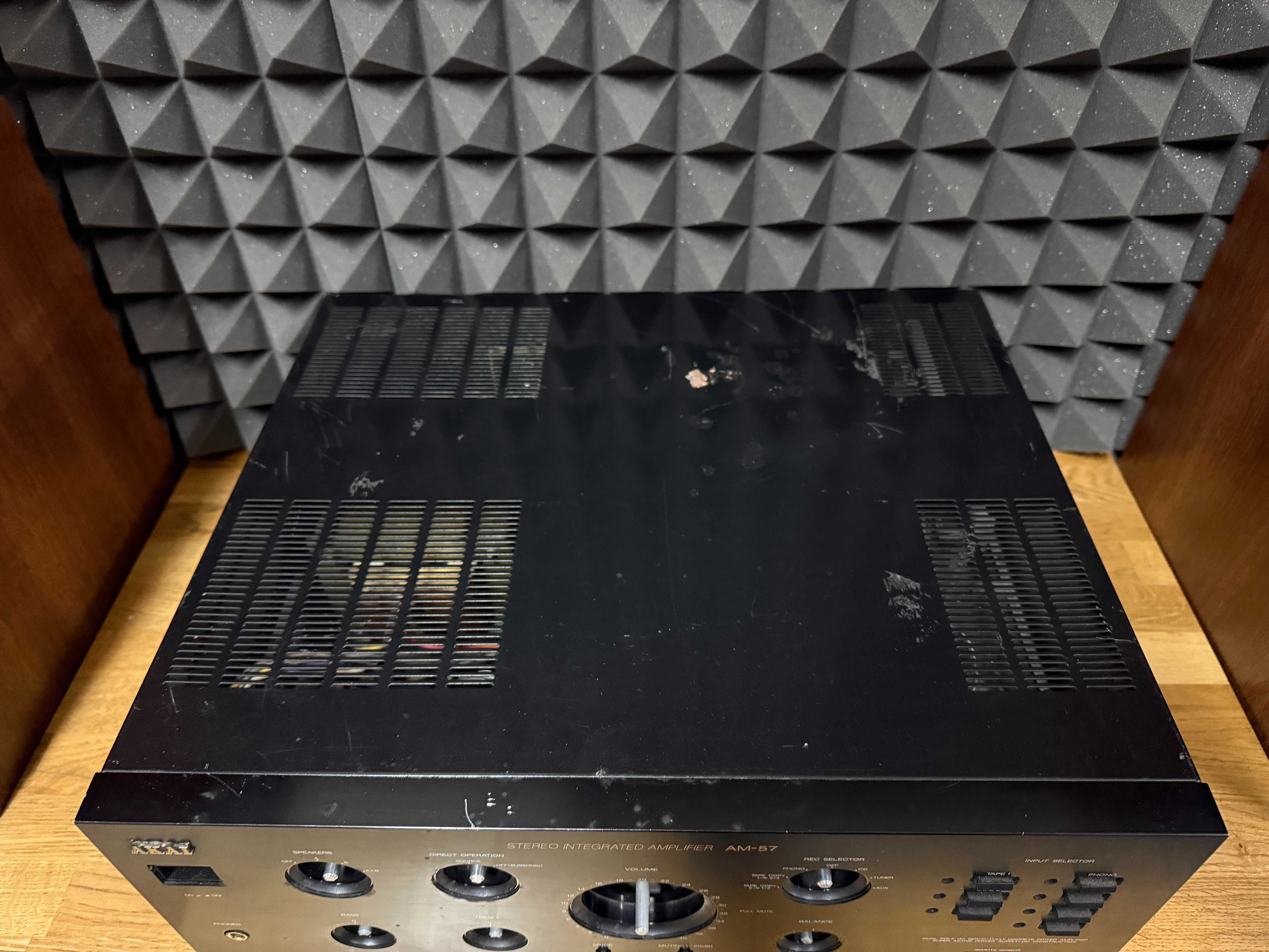 Wzmacniacz AKAI AM 57
