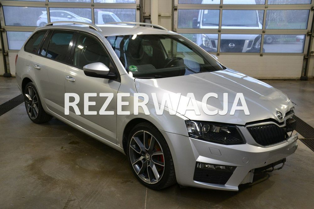 Skoda Octavia vrs* 2,0 tdi 184 ps* automat dsg* skóra* kamera* climatronic**ICDauto*