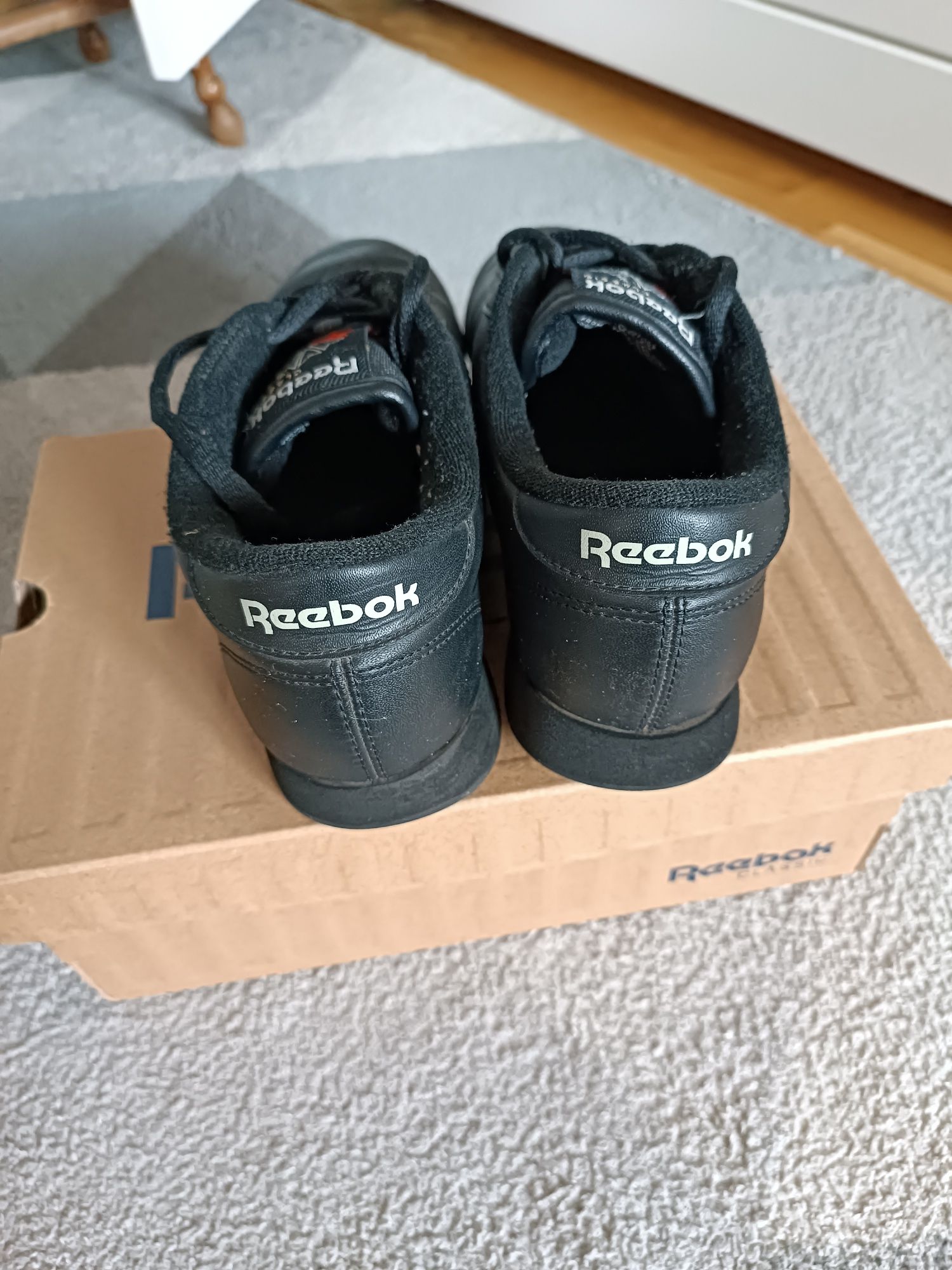 Używane buty Reebok Classic 37 damskie