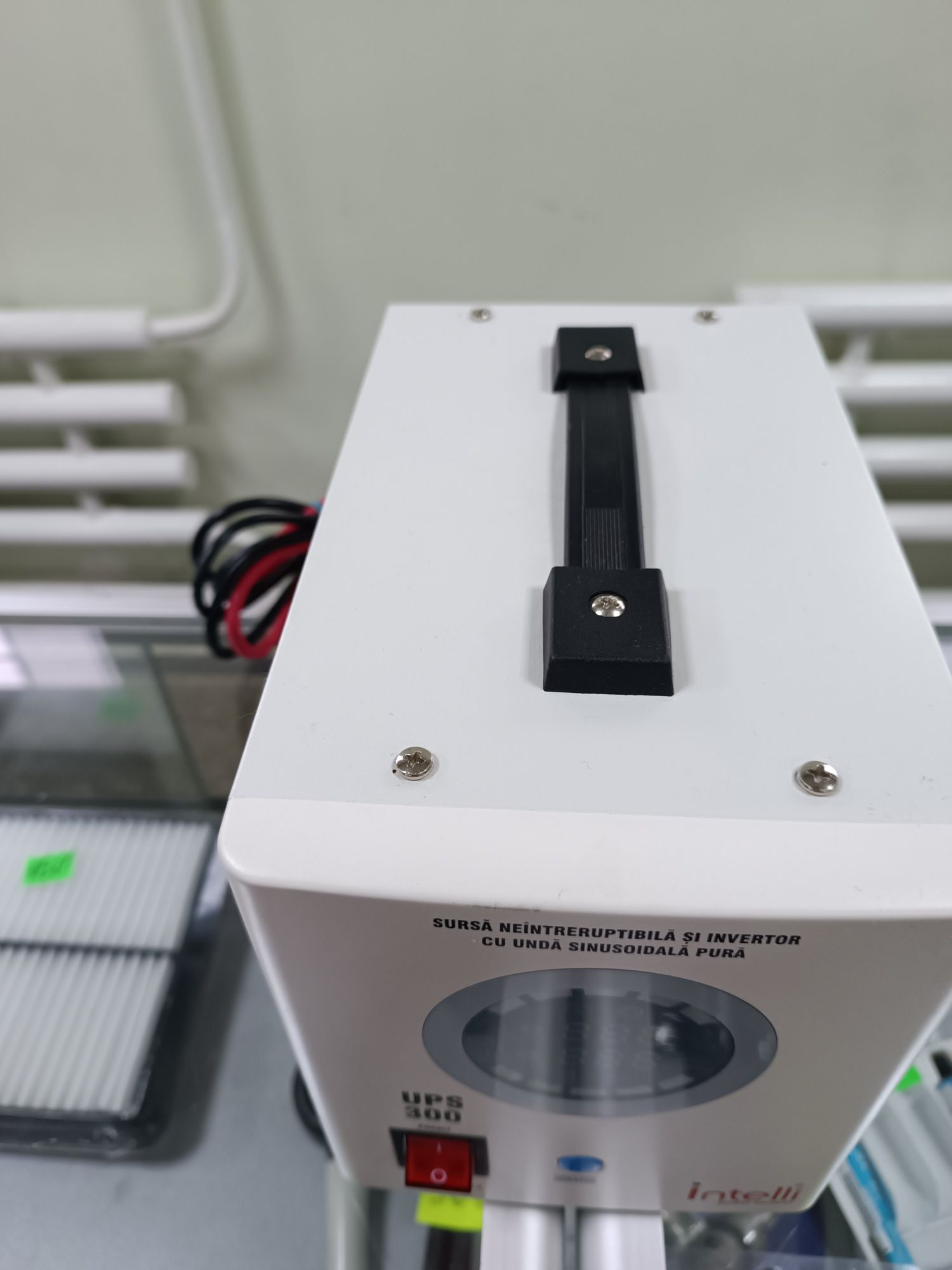 Продам інвертор 300W