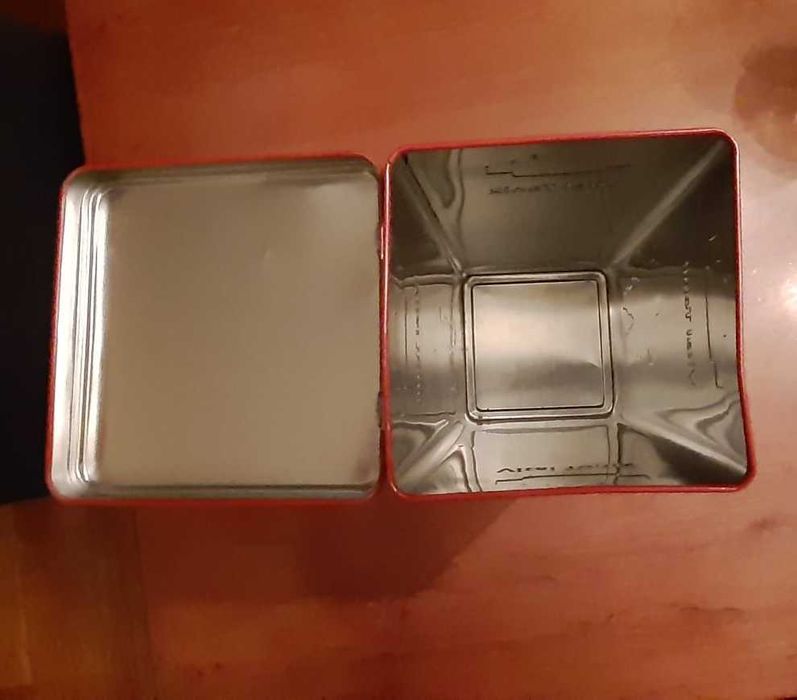 Metalowa puszka otwierana pudełko świąteczne z Mikołajem Doppel Herz