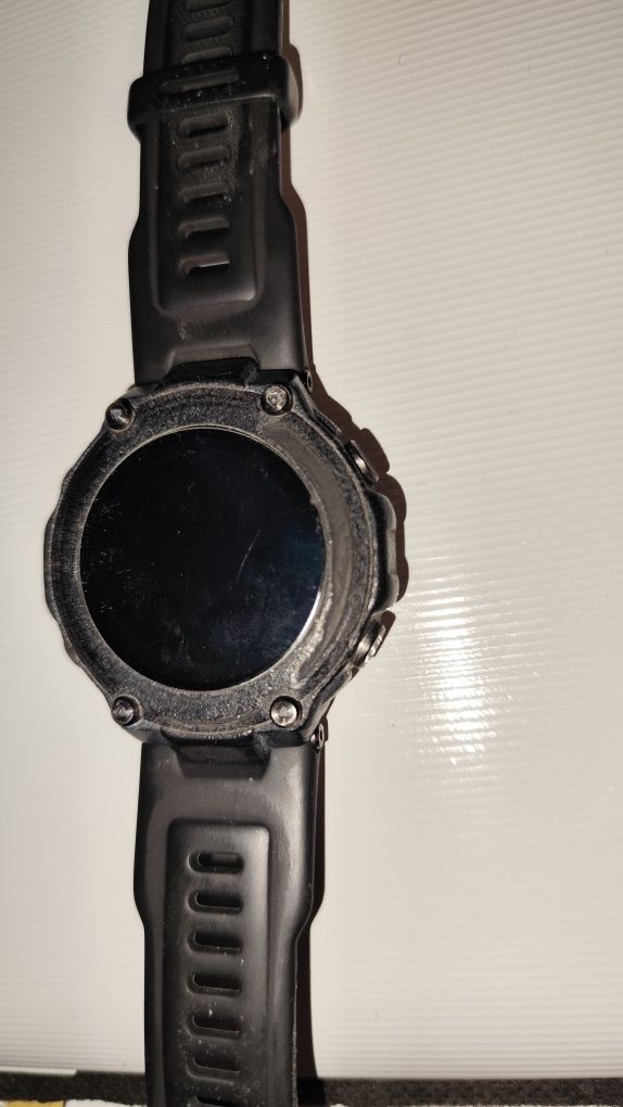 Часы Amazfit t-rex б.у.